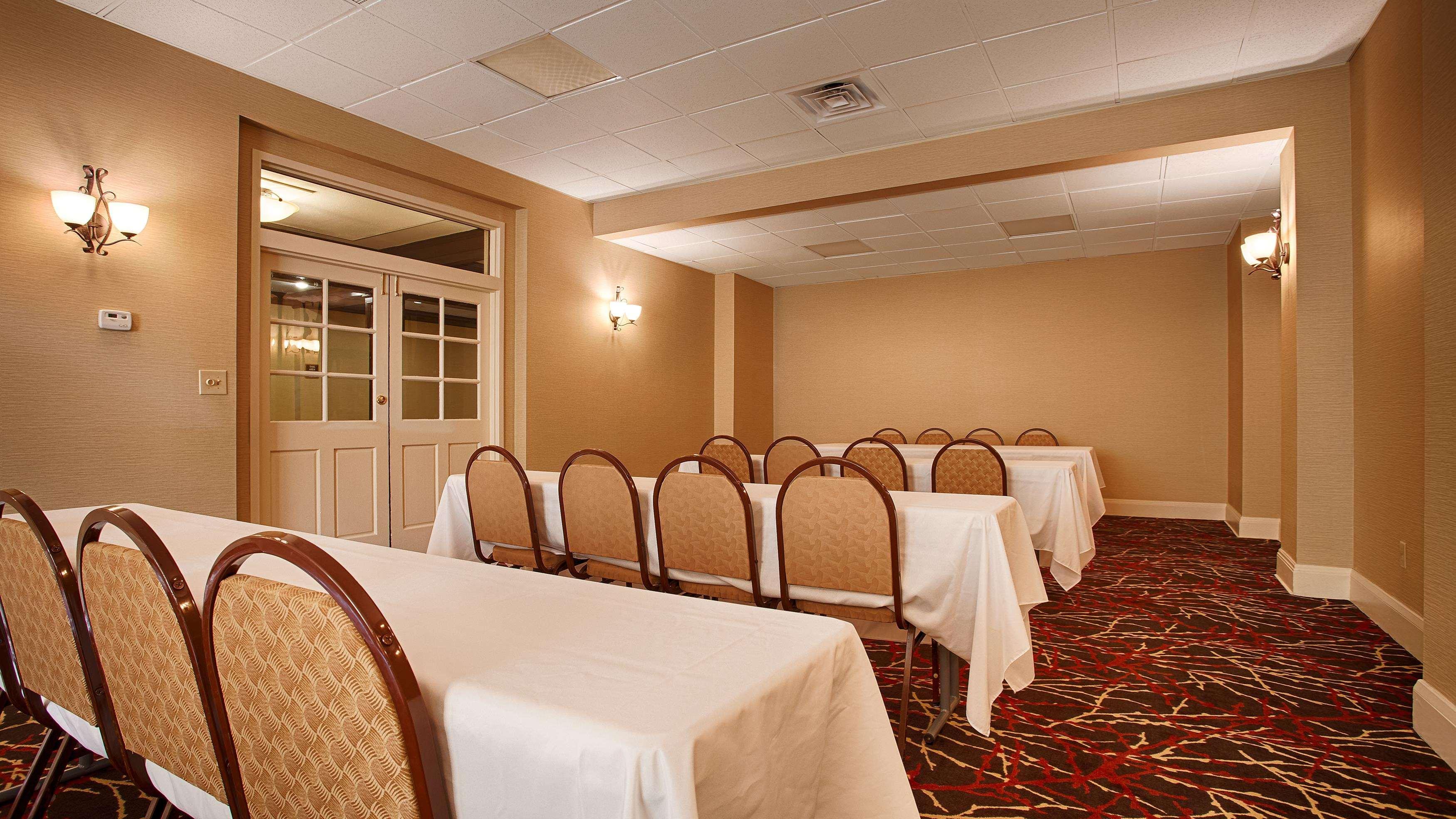 Best Western Park Hotel Warren Exterior photo